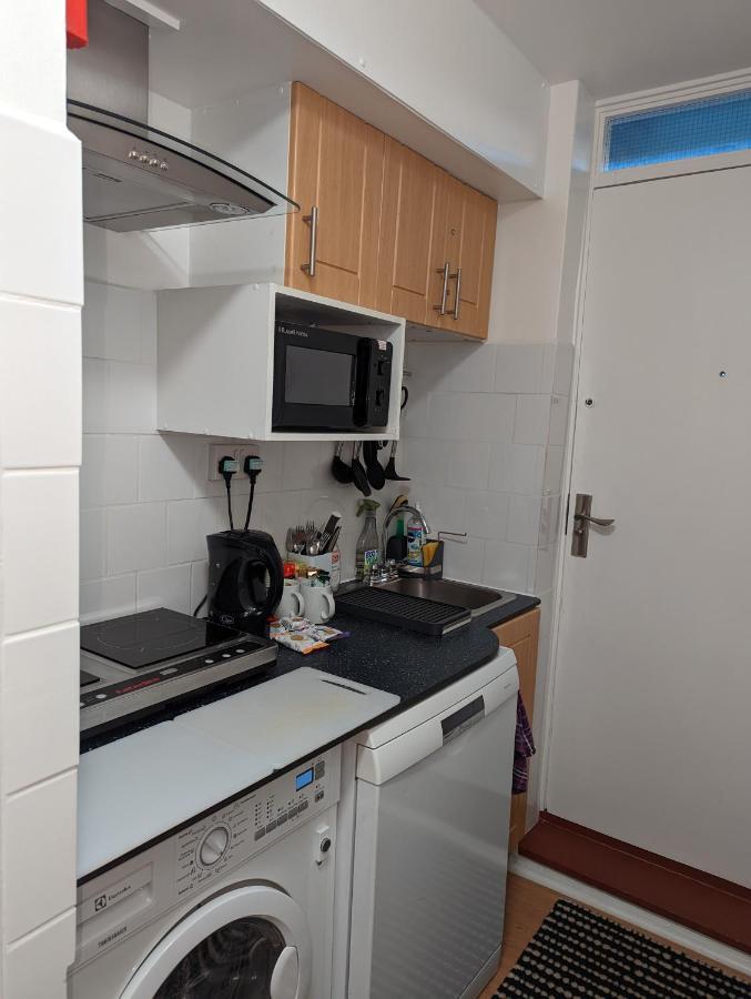 Beautiful Independent Apartment In London Uk Dış mekan fotoğraf